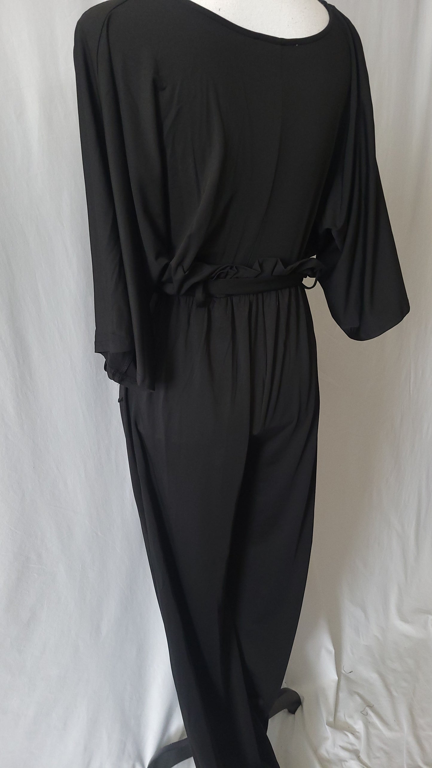 V NECK VENETIAN WIDE LEG JUMPSUIT WITH TIE Black