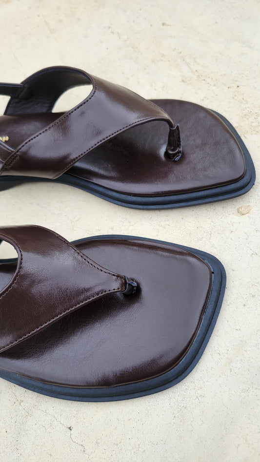 Judy Low Heel Thong Cushioned Sandal Espresso Brown