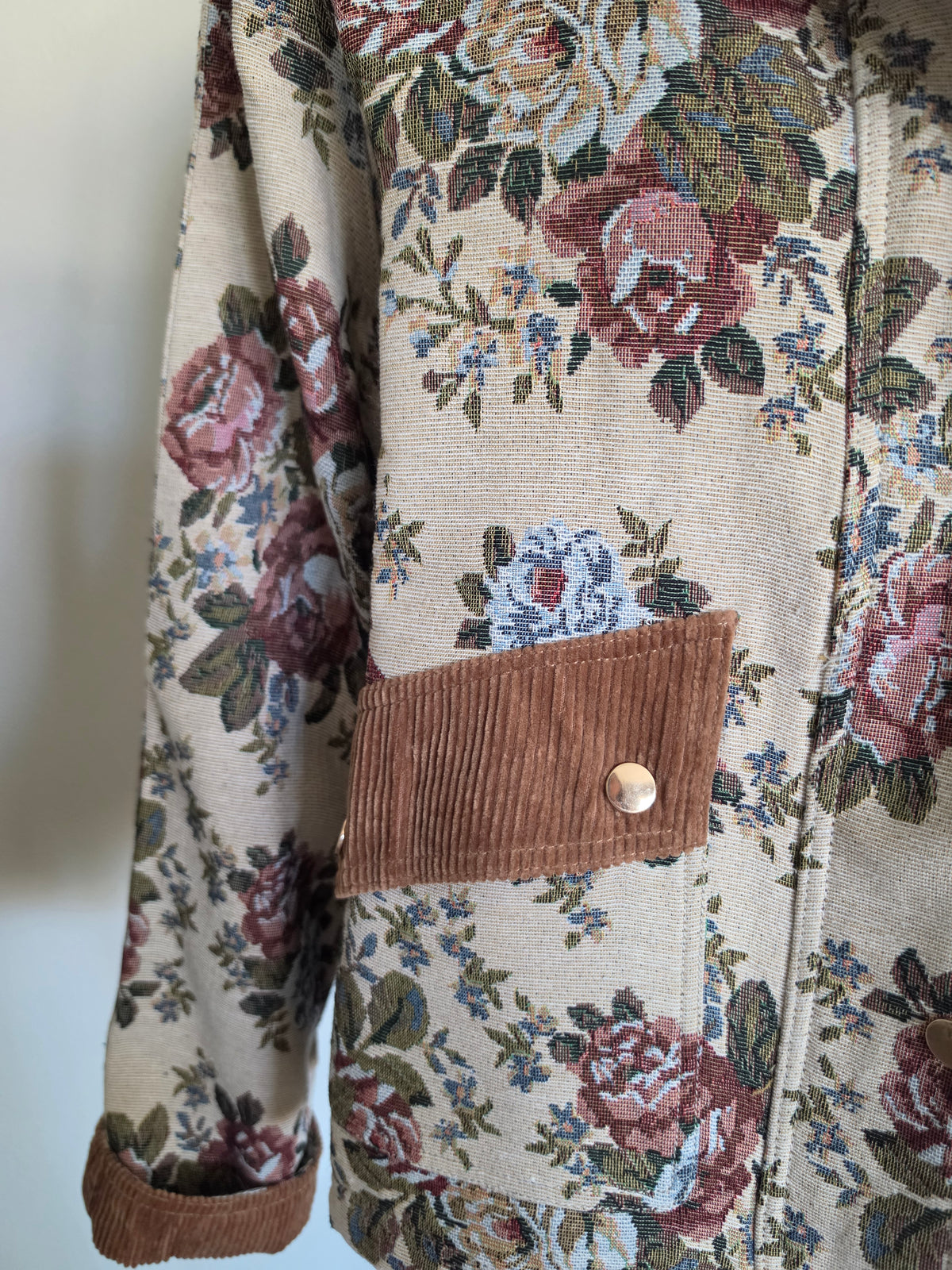Vintage English Rose Tapestry Fabric Barn Jacket
