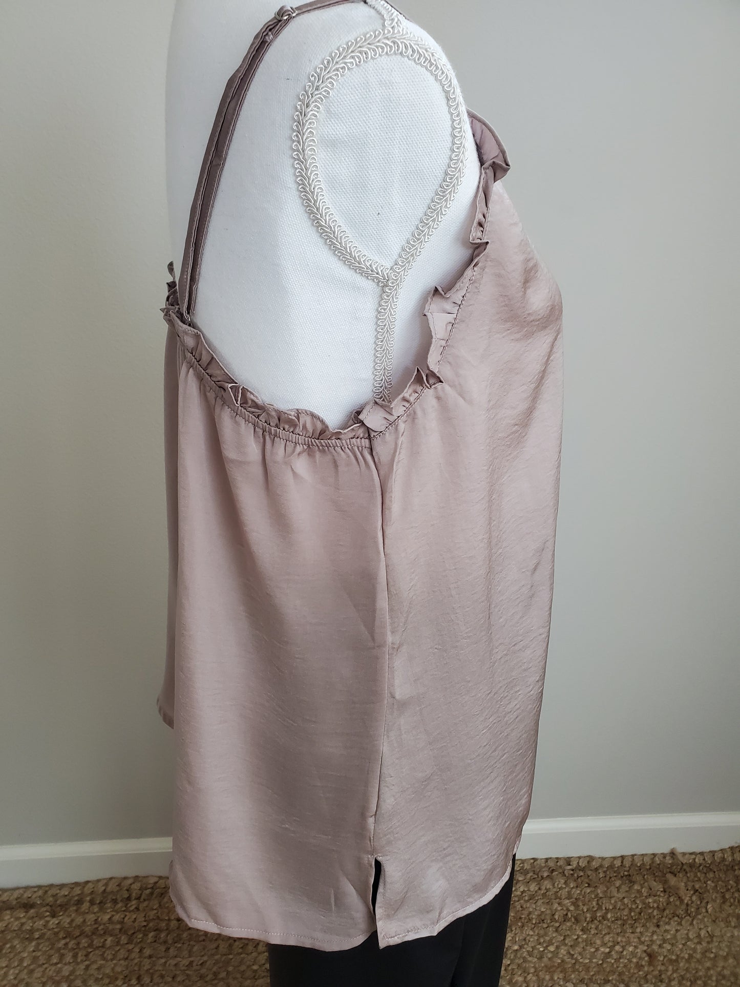 V-Neck Ruffle Camisole Tank Top-Apricot (S-2XL)