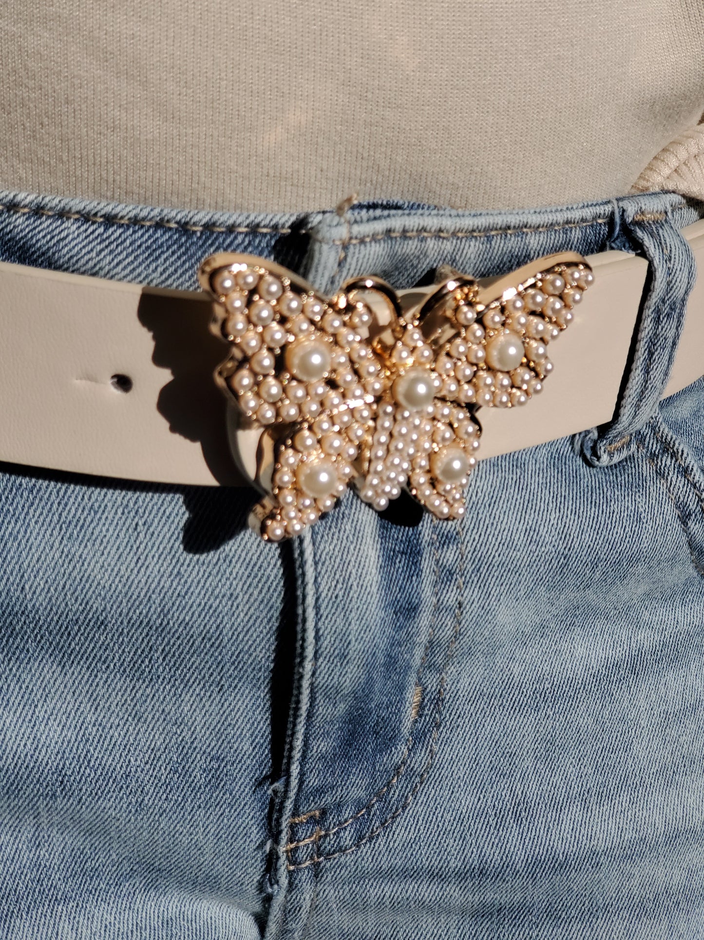 Cream Pearl Butterfly Belt