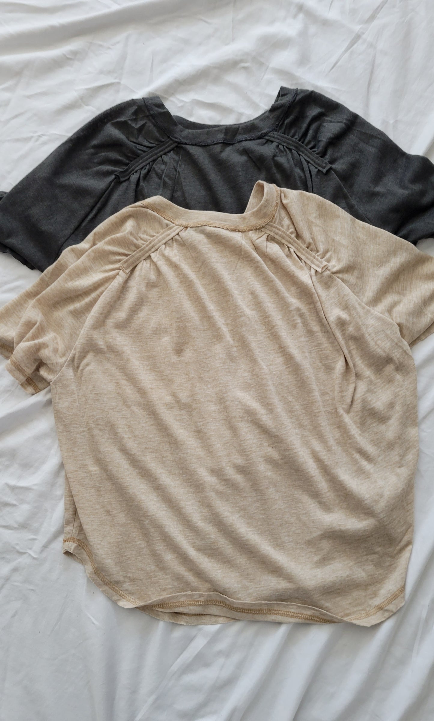 Gardenia Boyfriend Top-Tan