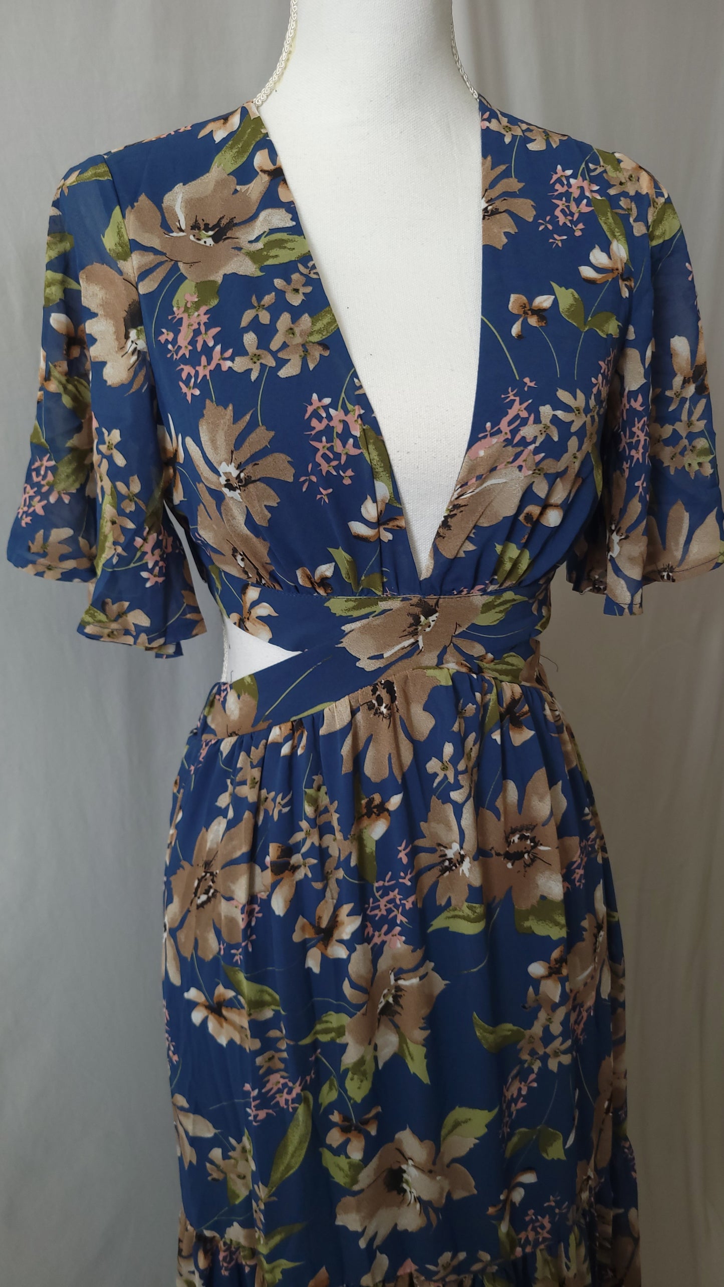 V Neckline Maxi Dress Cut Out Floral DRESS