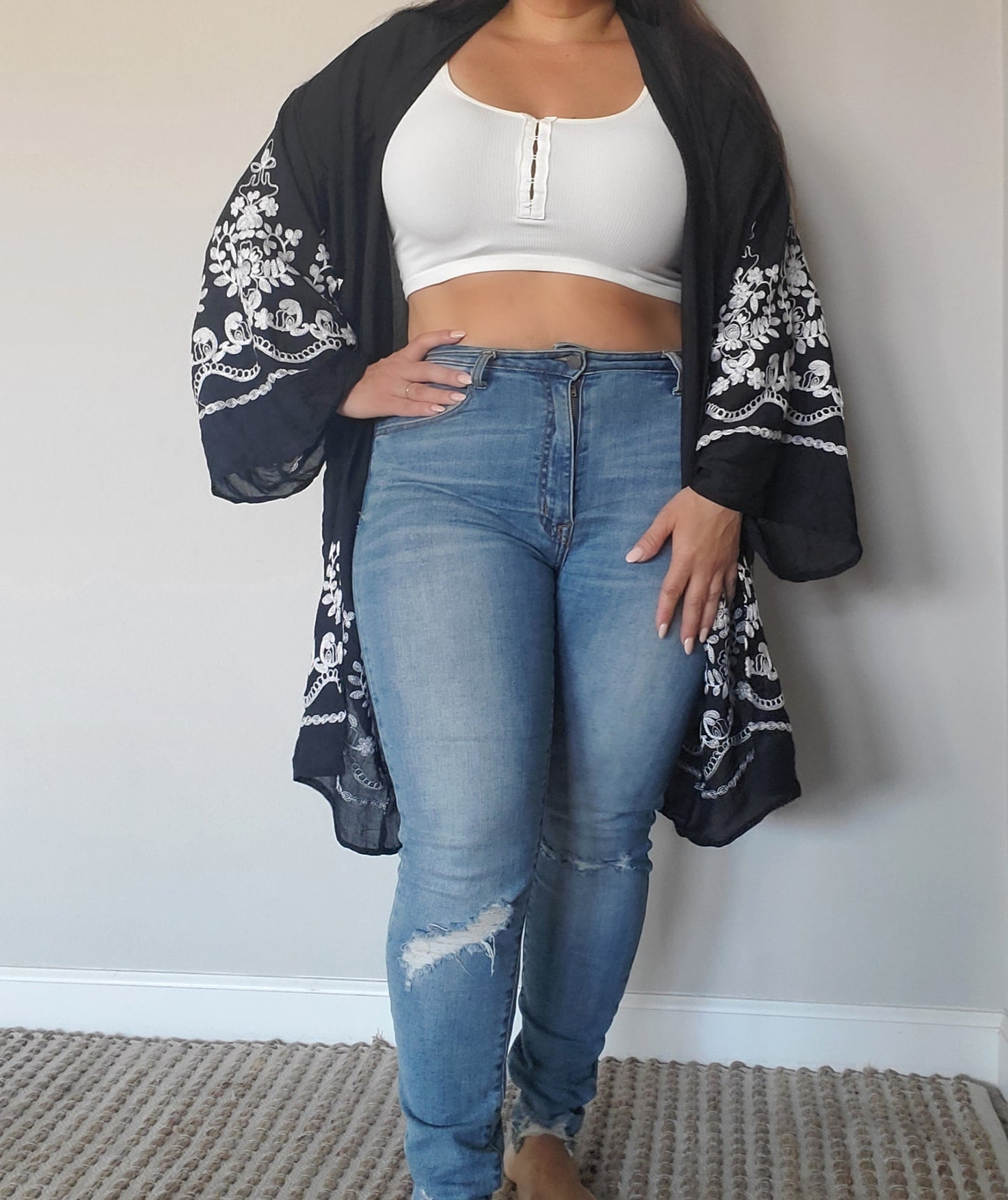 Embroidered Floral Vine Lightweight Kimono