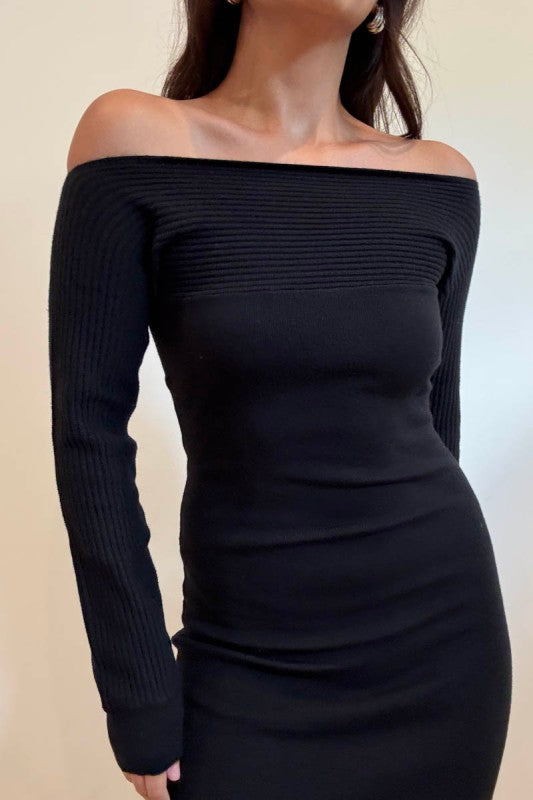 Off The Shoulder Knit Long Sleeves Maxi Dress Black