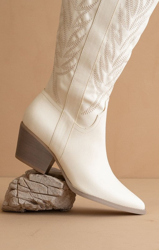 OASIS SOCIETY Samara - Embroidered Tall Boots White