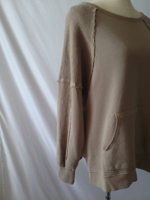 OVERSIZED FRENCH TERRY PULLOVER SIDE SLITS