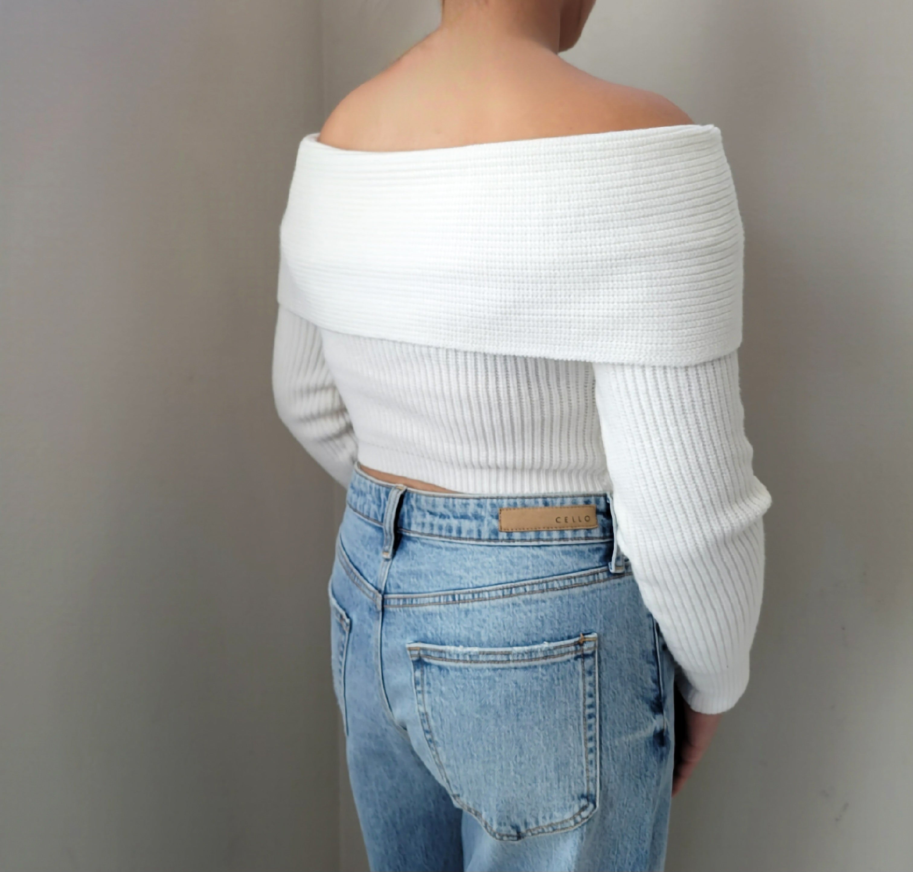 OFF THE SHOULDER OVERFOLD KNIT SWEATER CROP TOP 2 COLORS