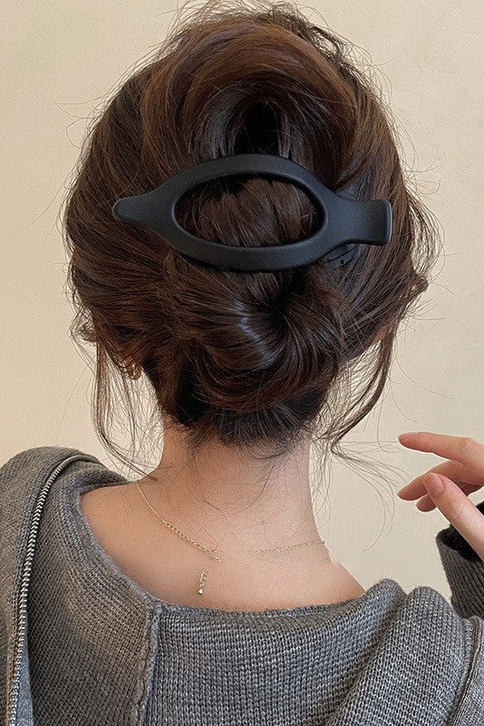 Oval Lay Down Flat Hair Claw Clips