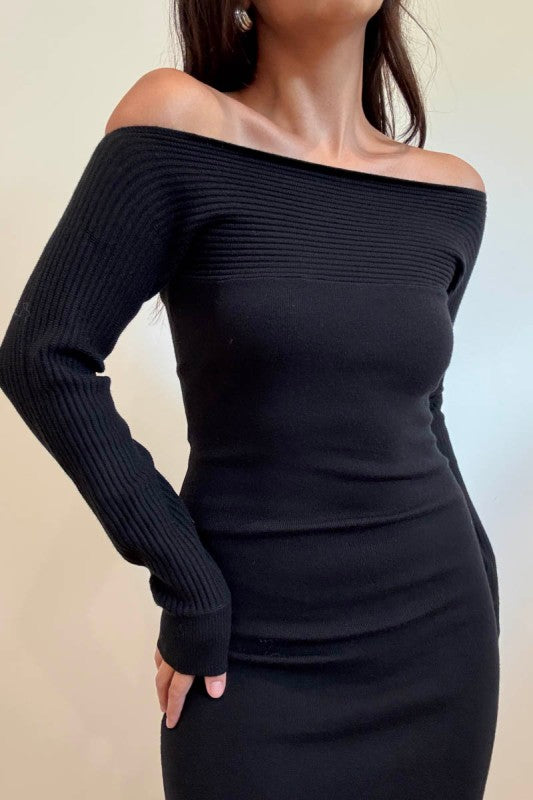 Off The Shoulder Knit Long Sleeves Maxi Dress Black