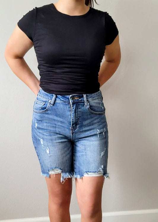 HIGH RISE MEDIUM WASH MID THIGH SHORTS  S-3XL