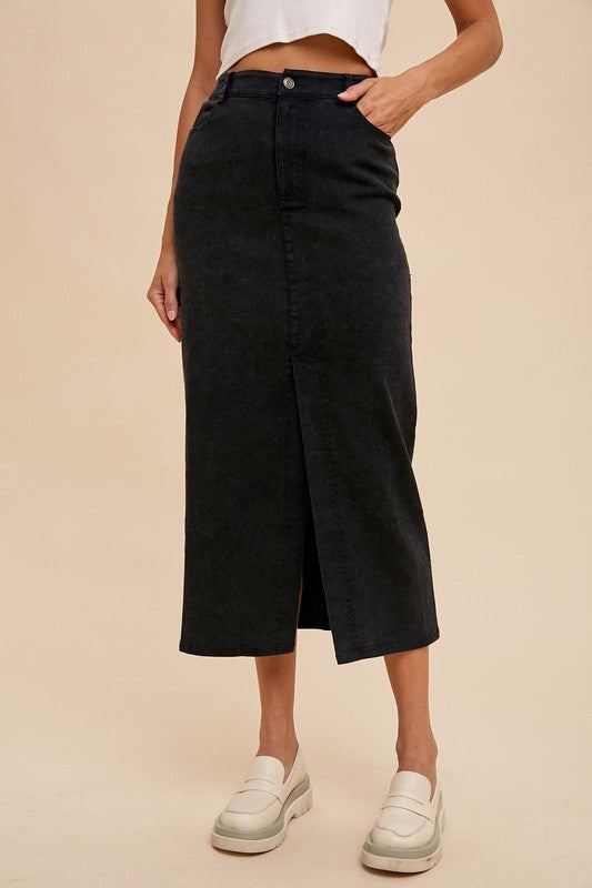 GARMENT WASHED STRETCH TWILL PENCIL SKIRT - BLACK