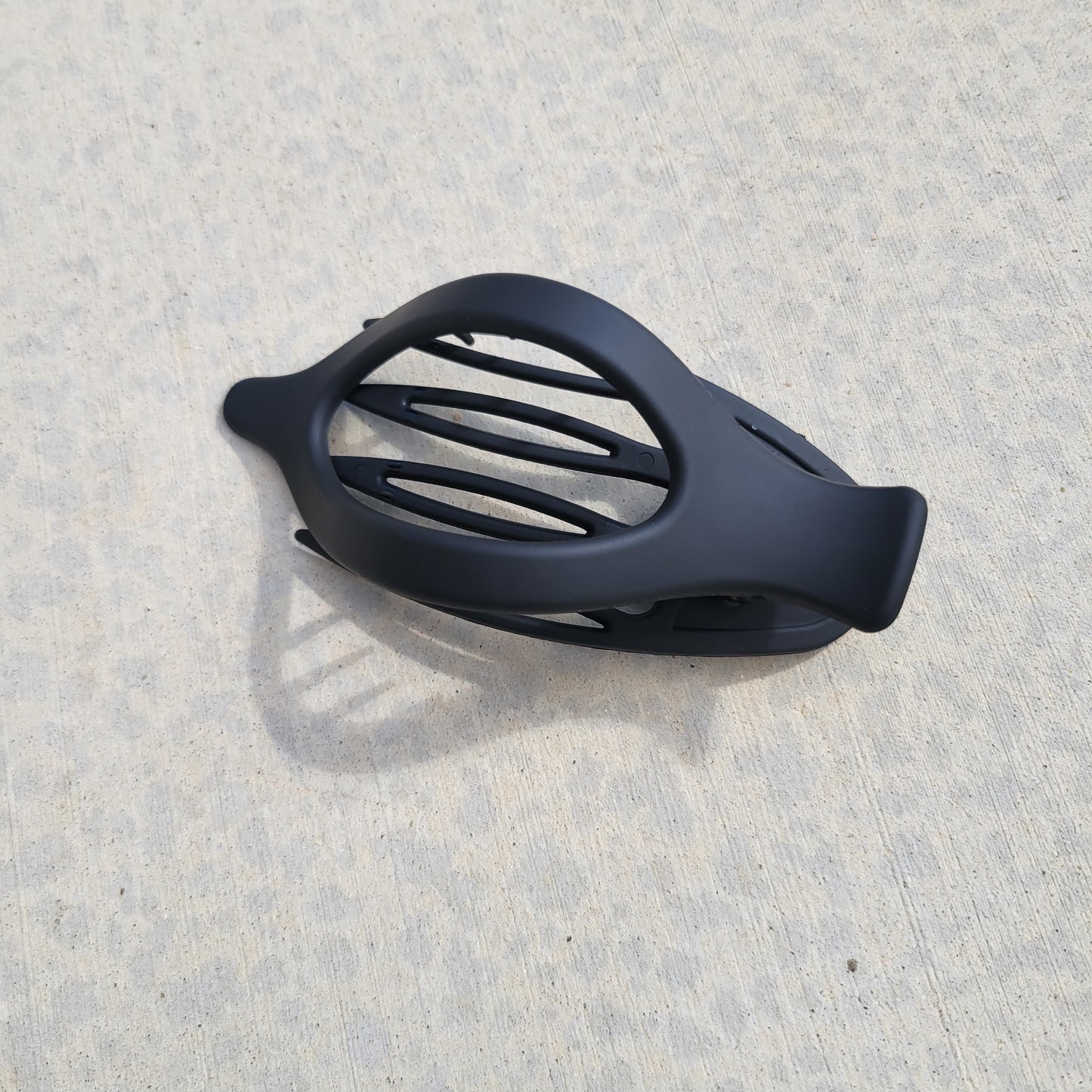 Oval Lay Down Flat Hair Claw Clips