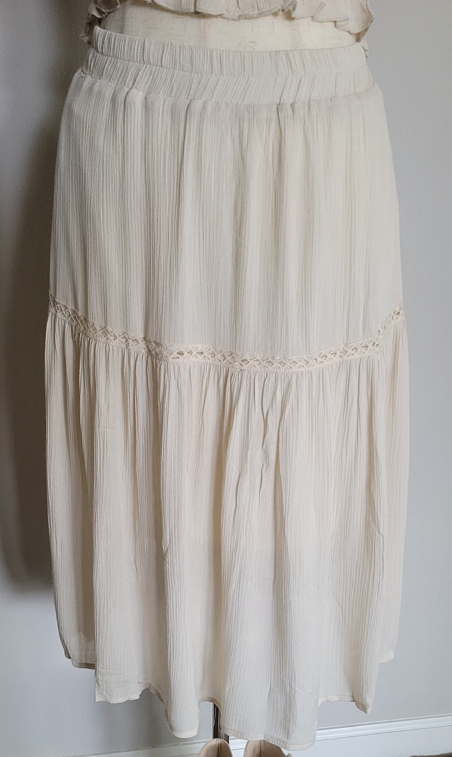 Woven White Skirt Set