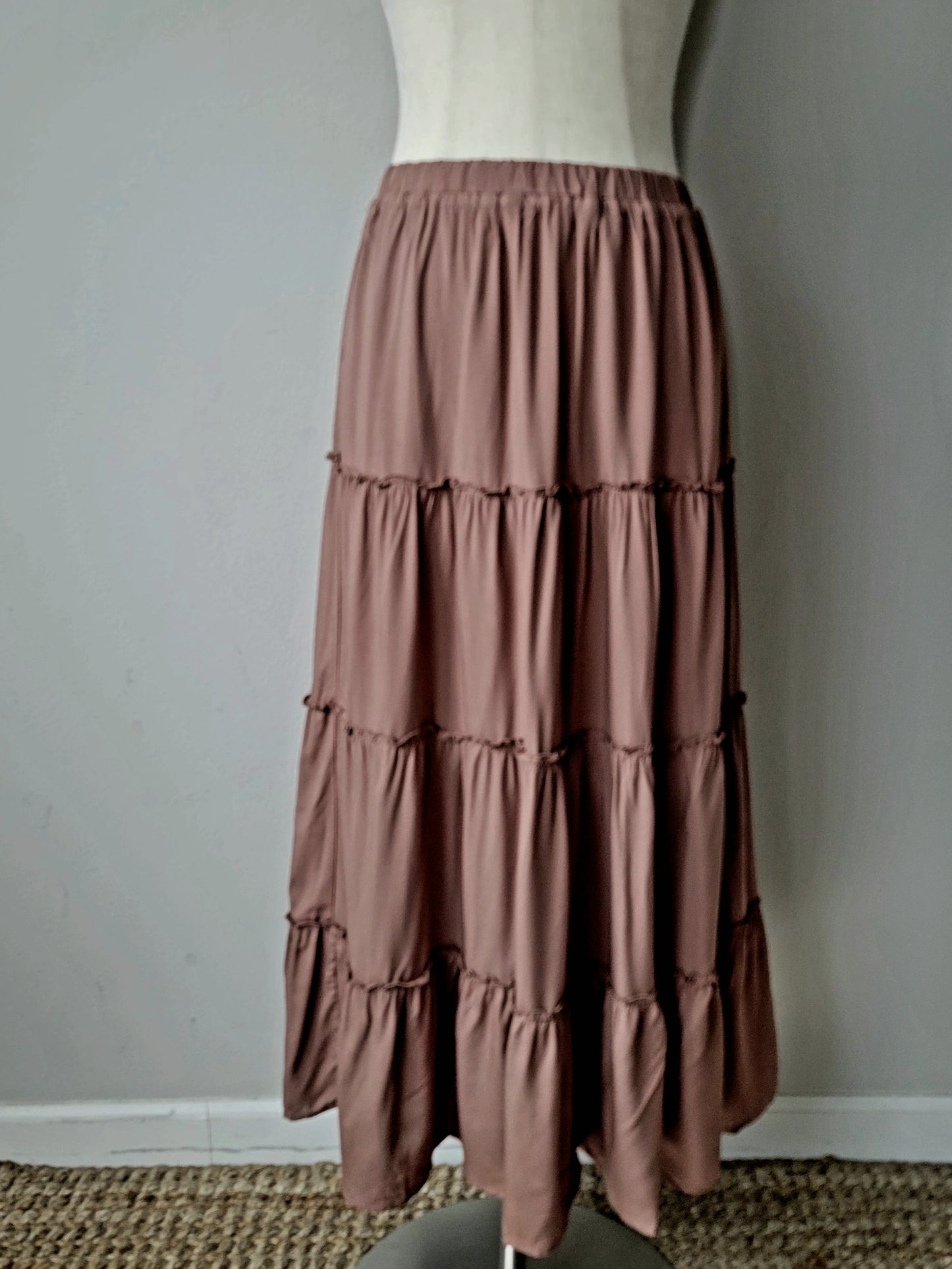 TIERED MAXI SKIRT BROWN