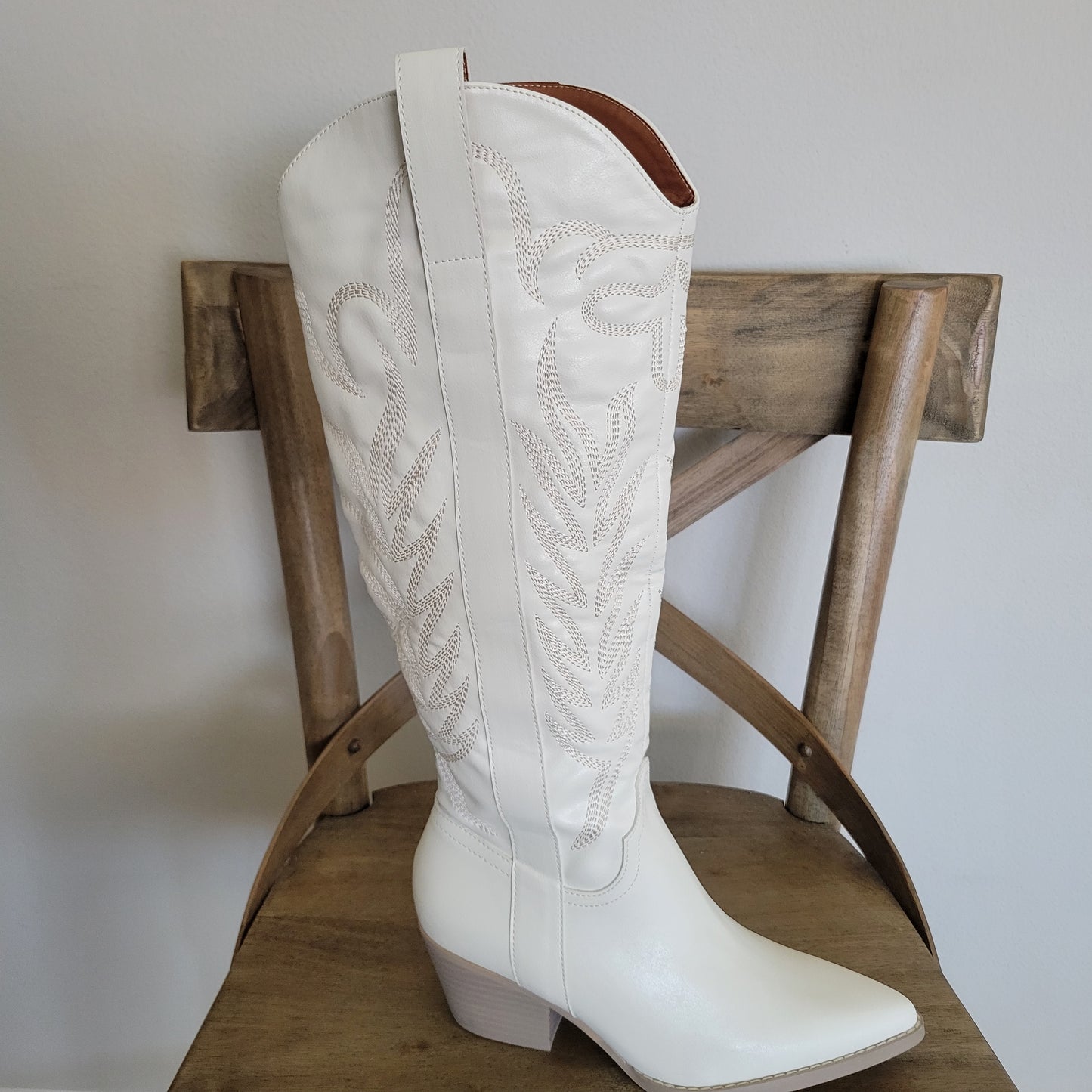 OASIS SOCIETY Samara - Embroidered Tall Boots White