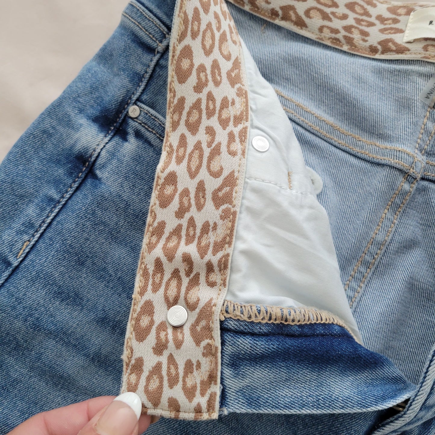 Tummy Control Elastic Band High Rise Crop Straight Risen Jeans