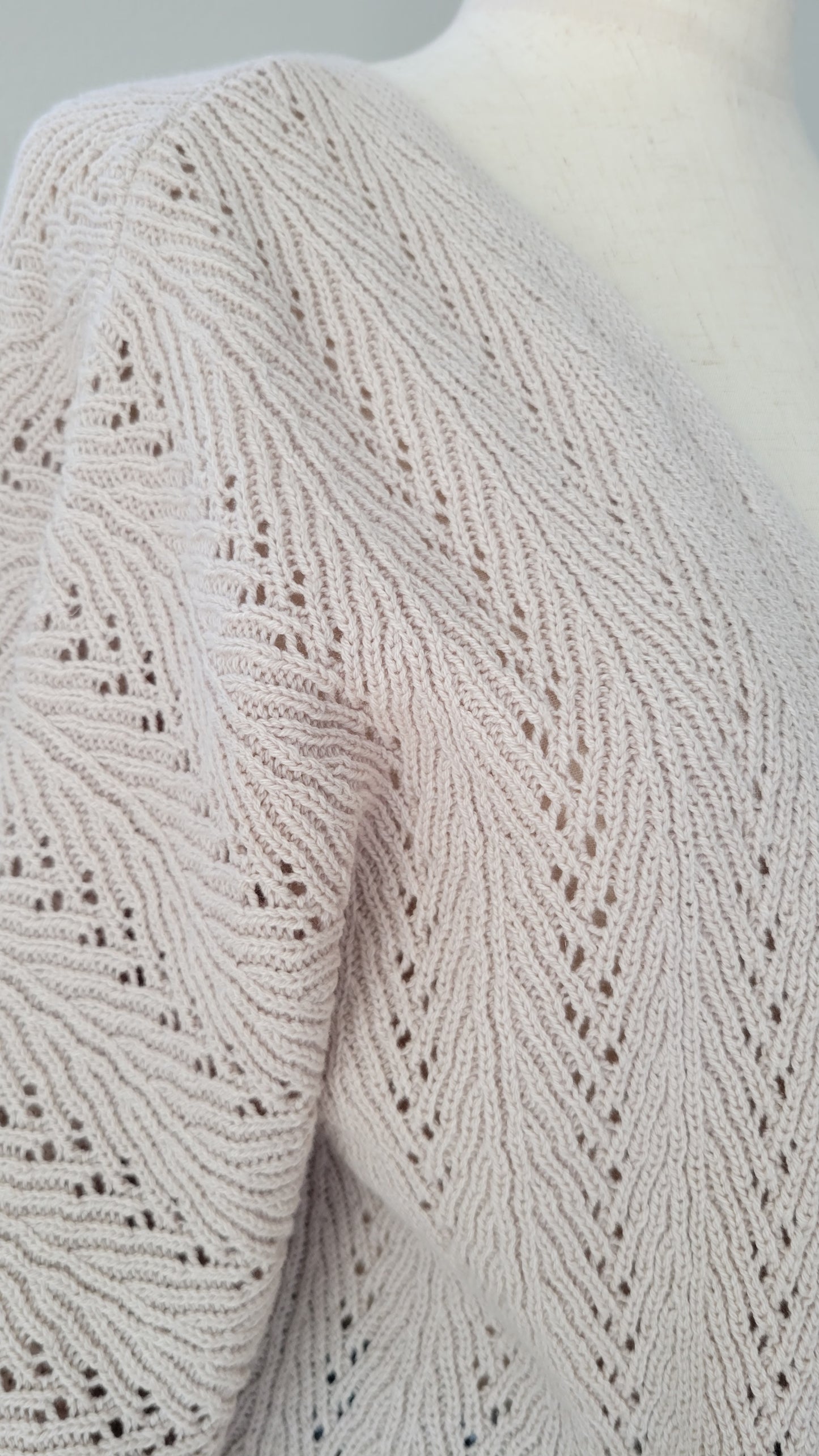 Halli Crochet Knit Boxy Cropped Open Cardigan