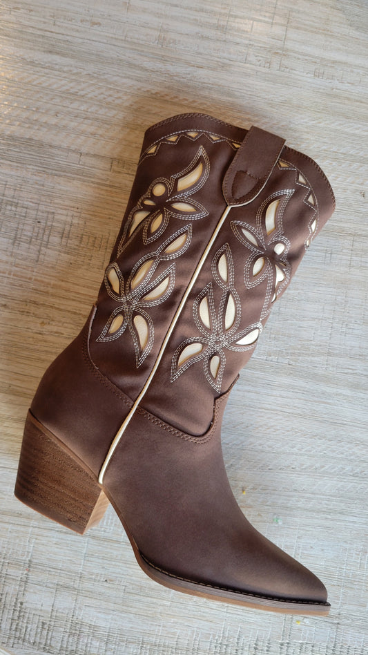 Laser Cut Brown Western Boots