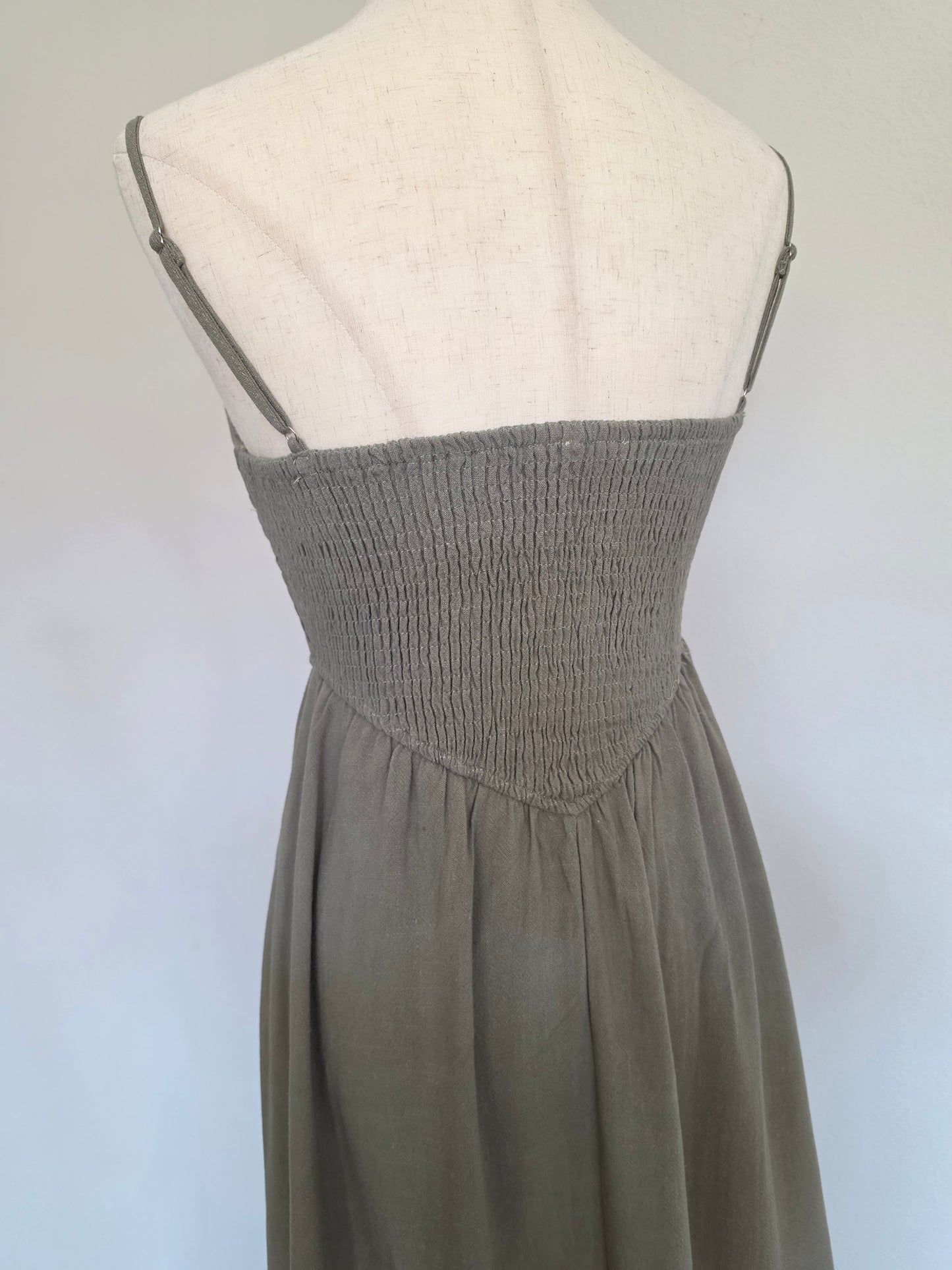 Roize Corset Smocked Midi Dress With Slit 3 Colors