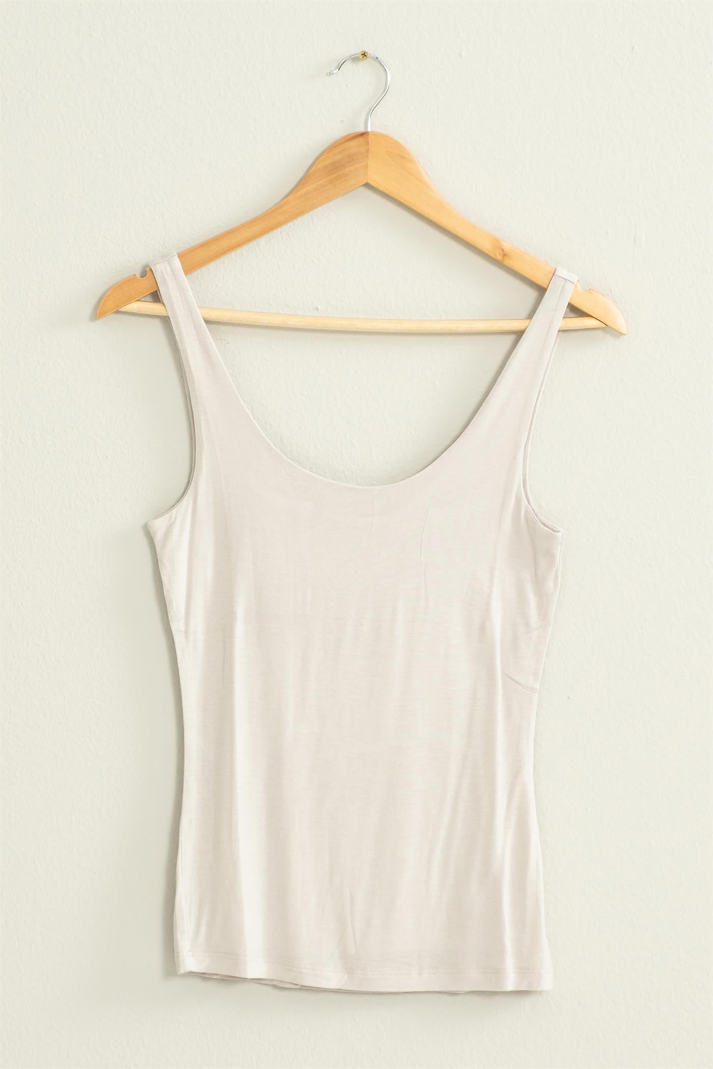 SCOOP NECK TANK TOP