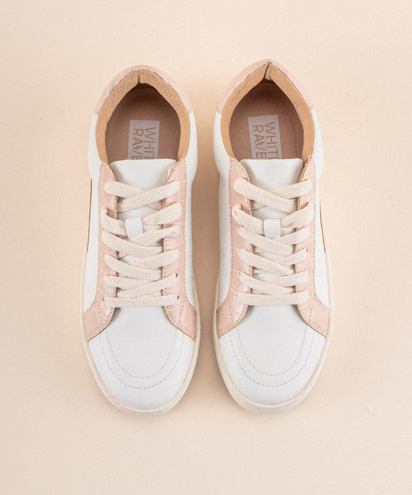 MiiM Low Top Street Sneaker