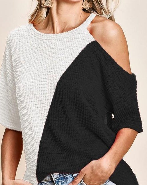 OPEN KNIT COLOR BLOCK WITH COLD SHOULDER CUT OUT