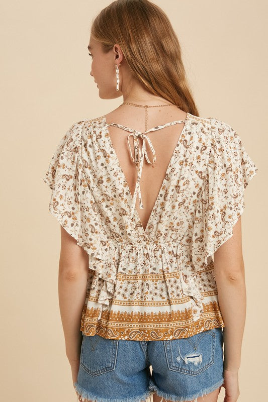 BORDER PRINT BUTTON DOWN TOP WITH OPEN BACK TOP