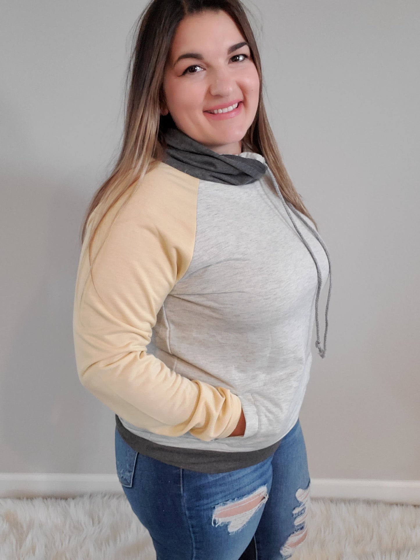 Curvy Color Block Yellow & Grey Hoodie