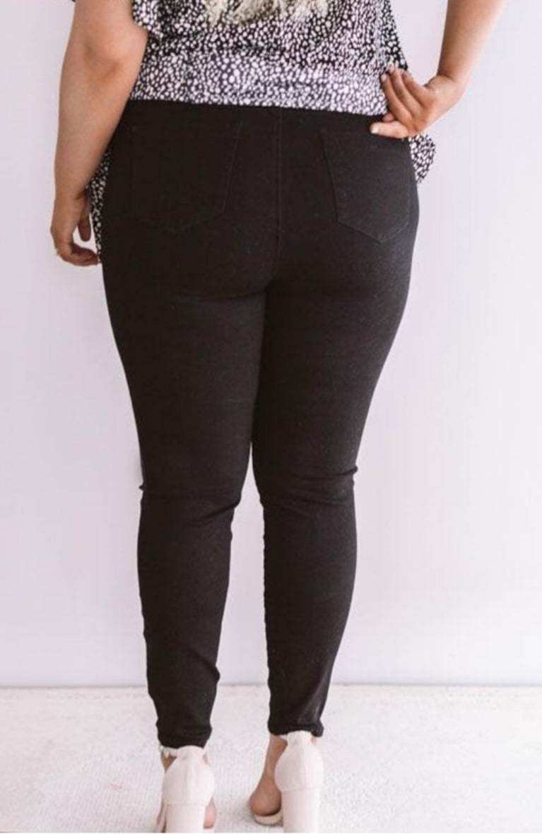 Curvy Celeste Black Distressed Knee Jeans