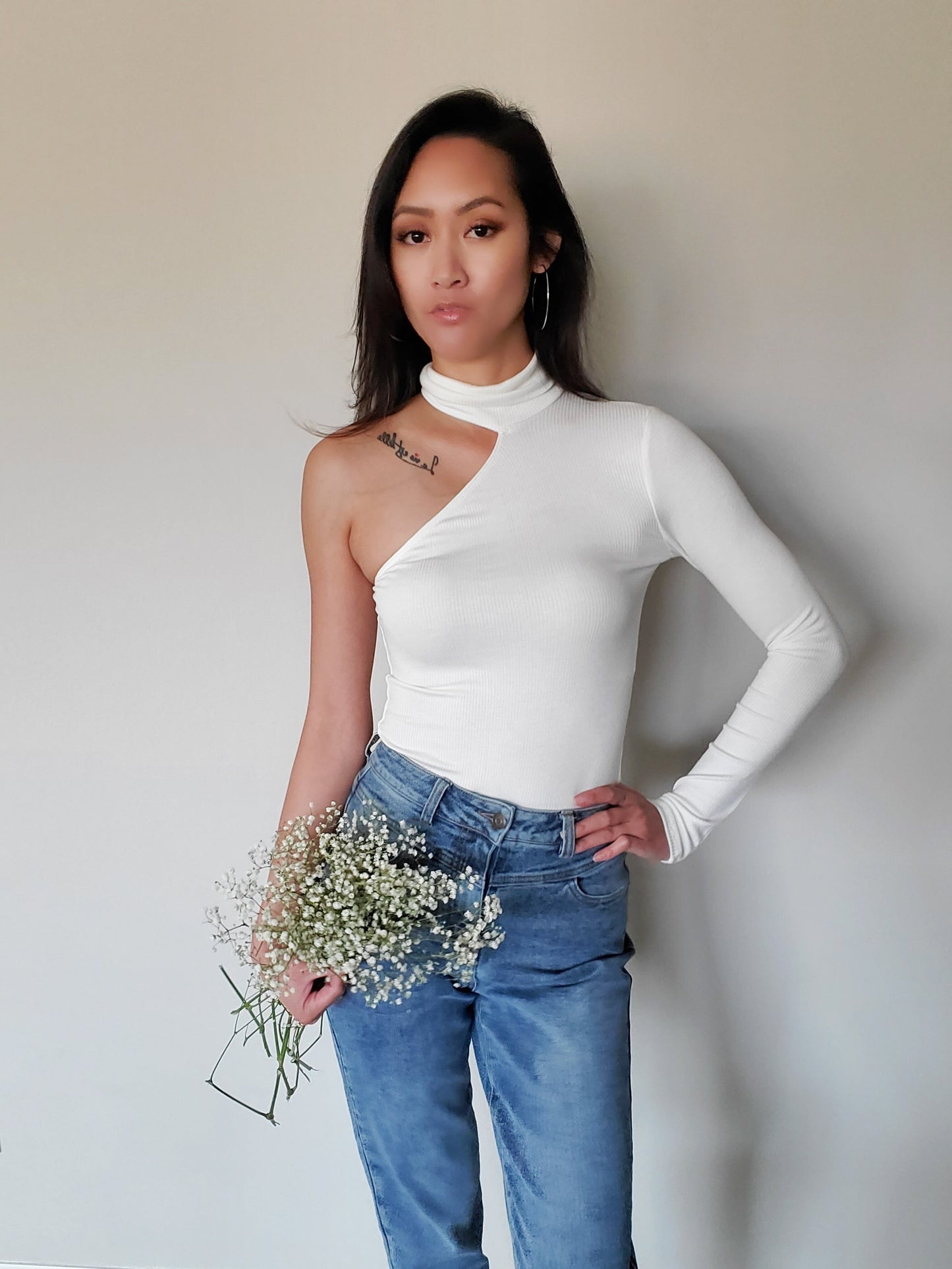 Ribbed One Arm White Top