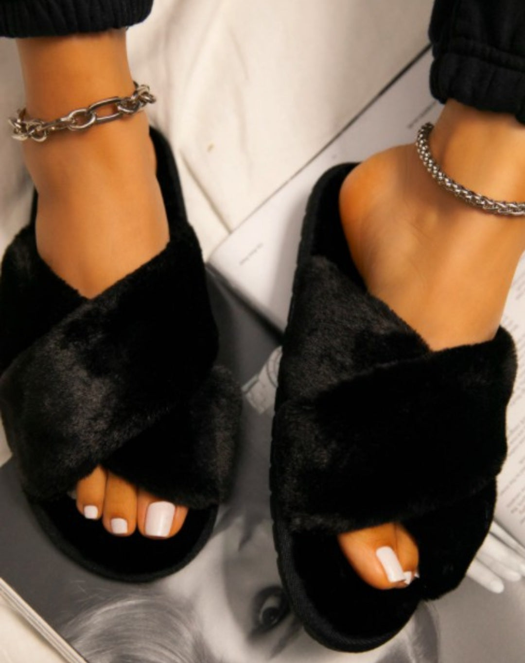 Faux Fur Layla Criss Cross Slide