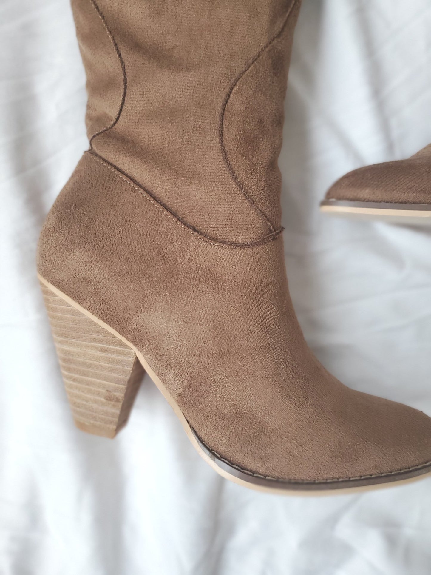 Bohemian Western Pointed Toe Low Heel  Faux Suede Boot-Camel