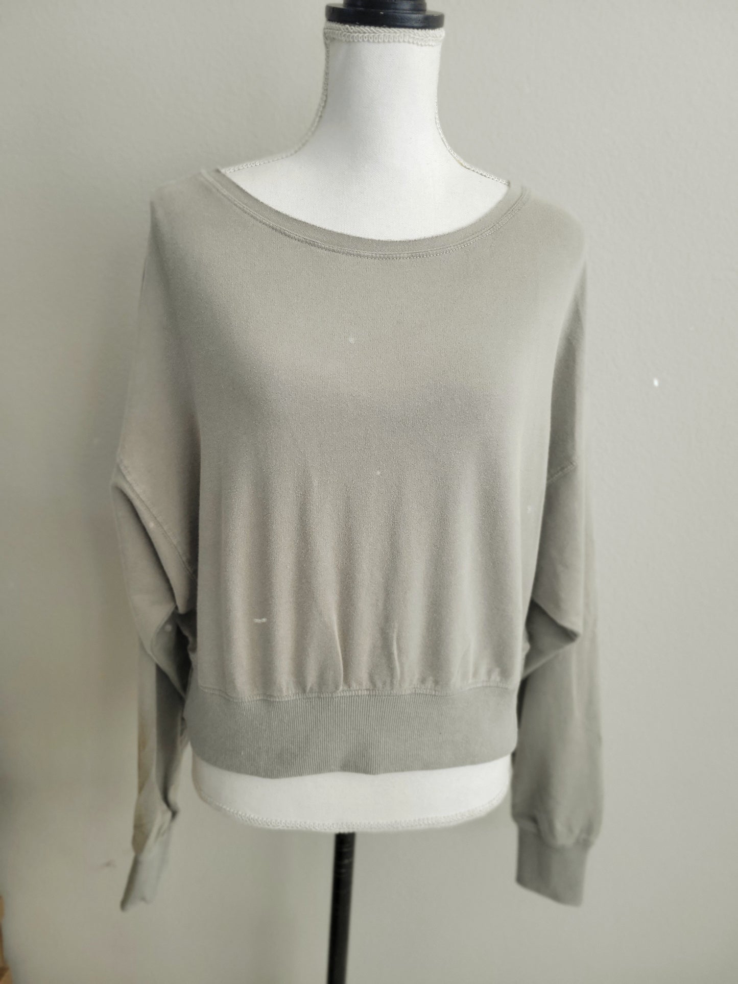 Long Sleeve Mineral Washed Knit Loose Fit Cropped Sweatshirt Top Olive Green