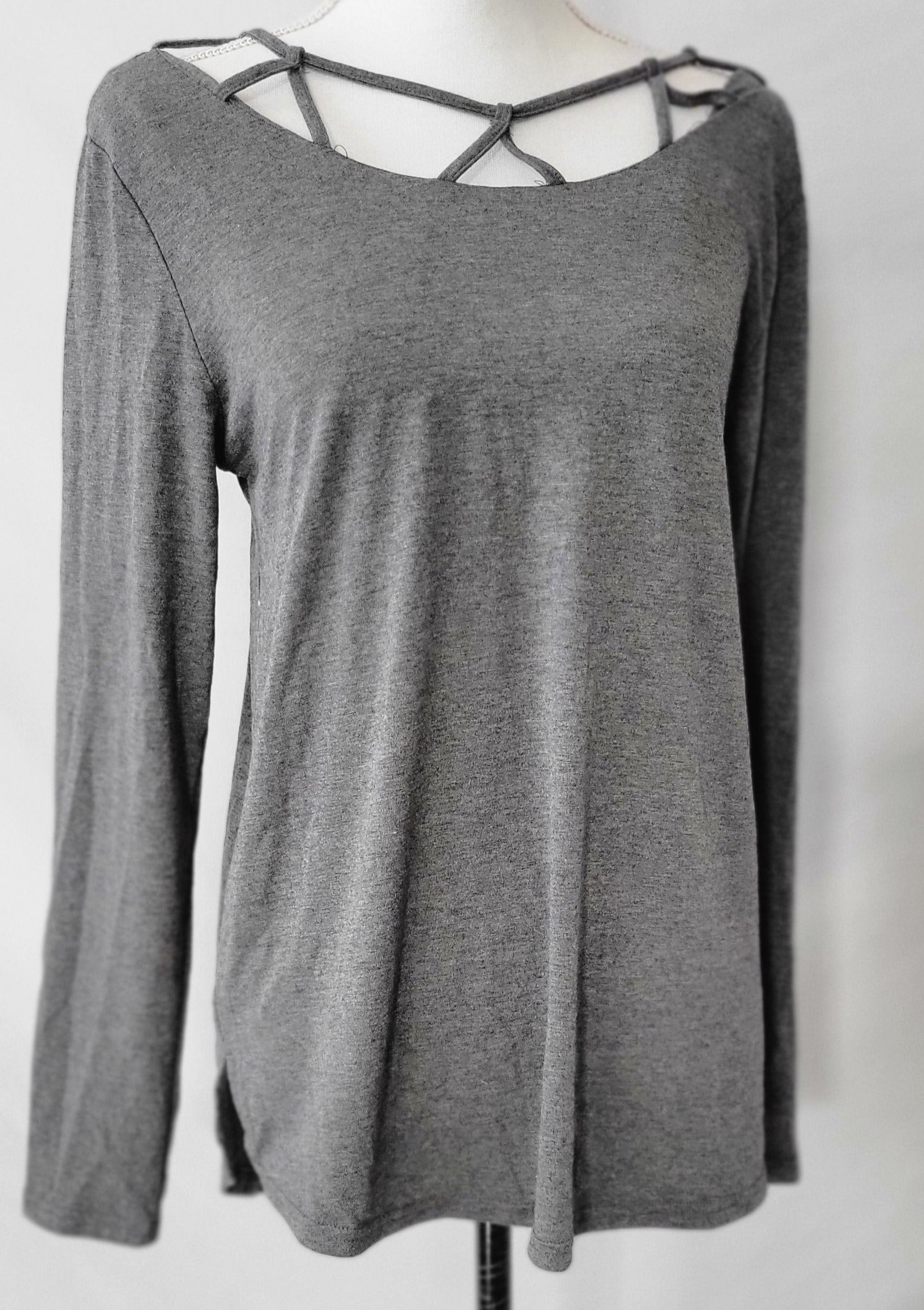 It's all about the detail long sleeve top in grey