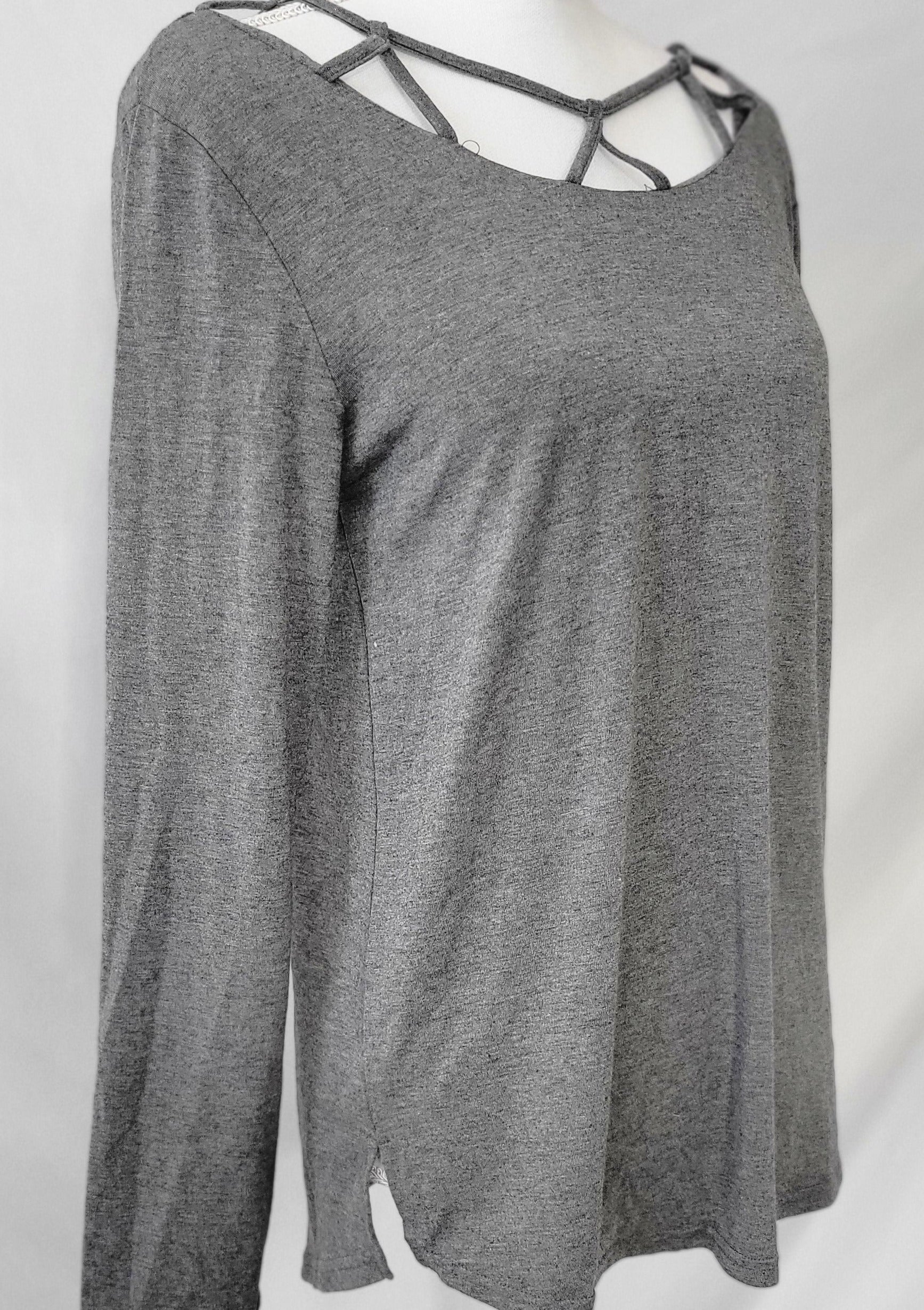 It's all about the detail long sleeve top in grey