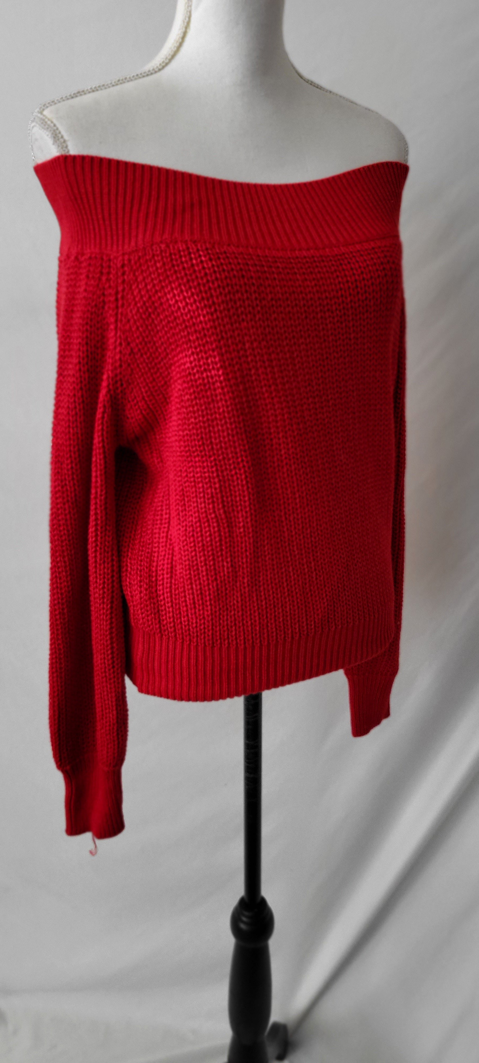 Feel Beautiful Knitted Sweater-Red