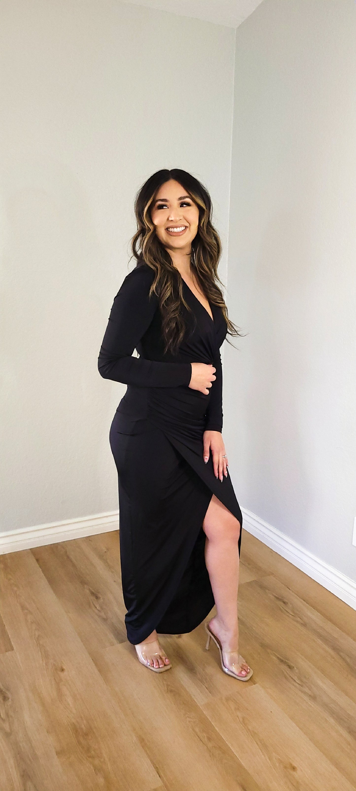 Long Sleeve Ruched  Surplice Bodycon Dress-Black