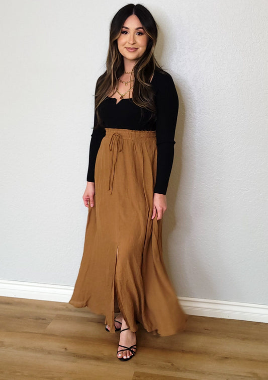 FRONT SLIT MAXI SKIRT WITH DRAWSTRING