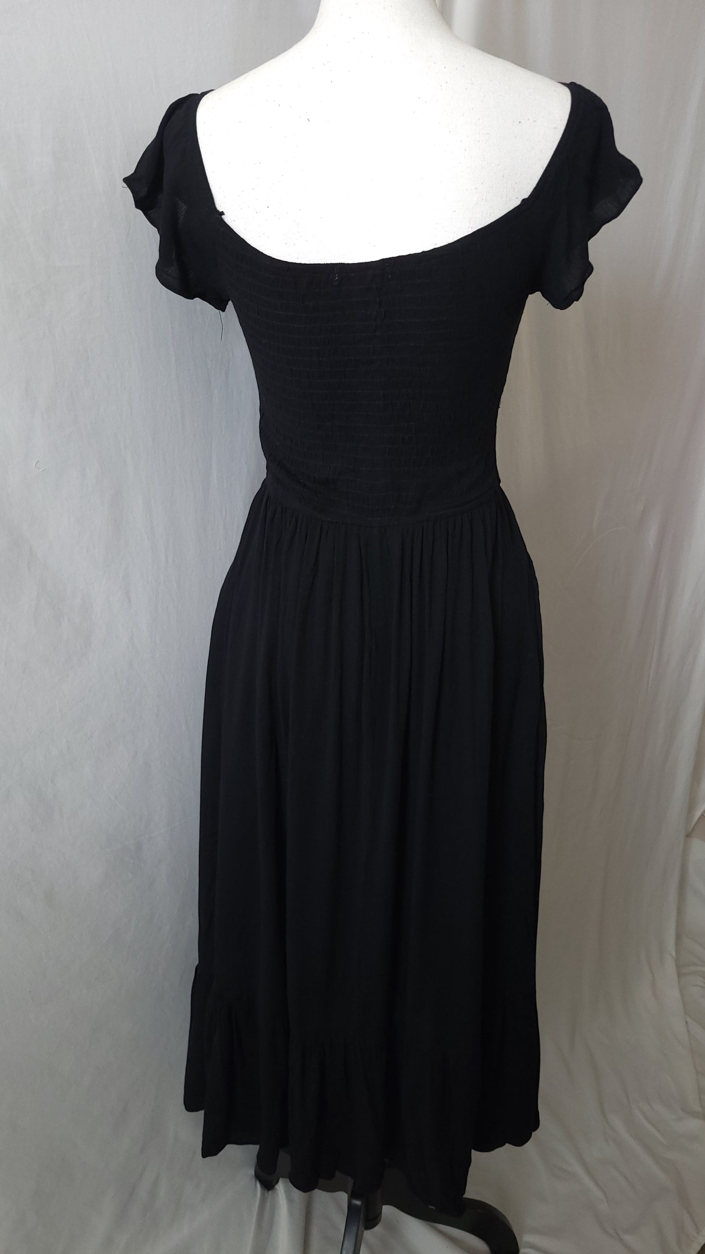 SMOCKED OFF SHOULDER RUCHED CHEST MAXI DRESS-BLACK