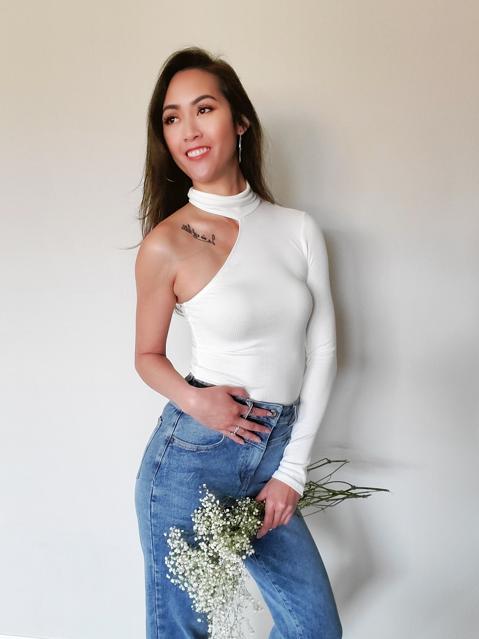 Ribbed One Arm White Top