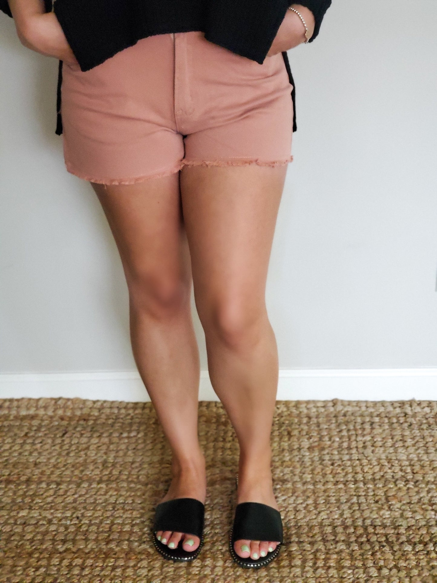 VINTAGE INSPIRED CUT OFF SHORTS WITH RAW HEM-Clay Rose