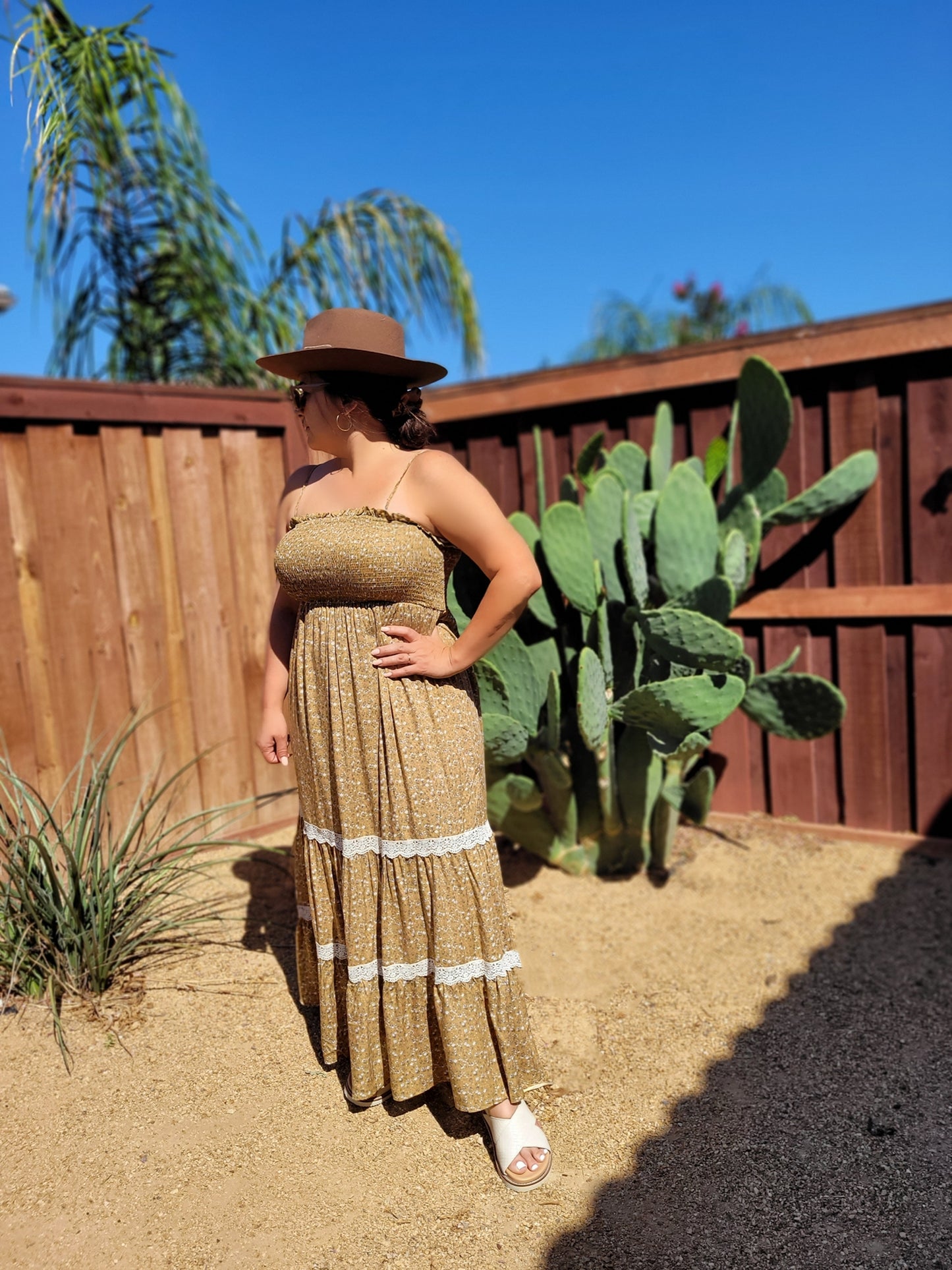 SMOCKED MAXI DRESS WITH LACE TRIM ACCENTS