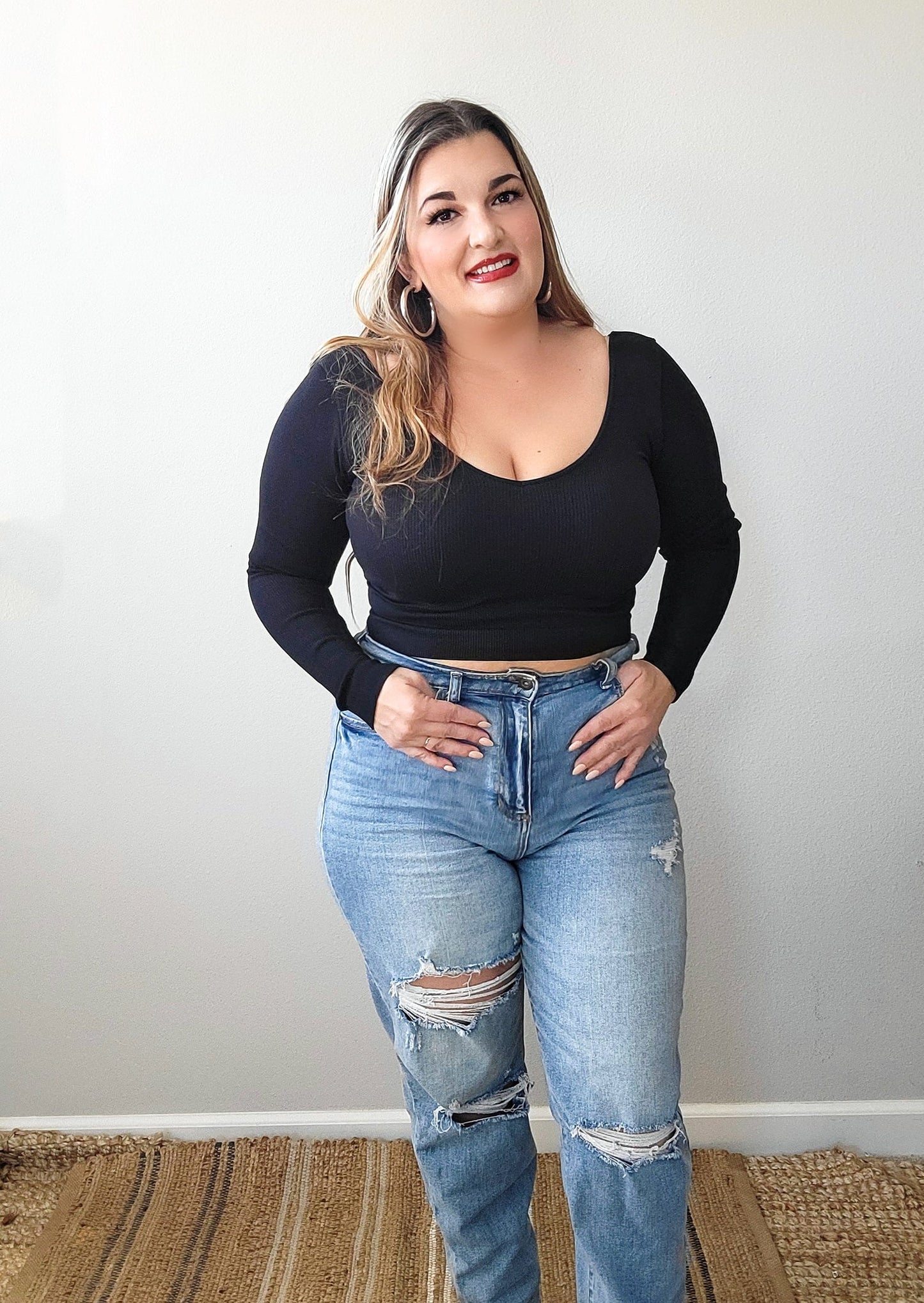 Wide V-Neck Crop Long sleeve Top