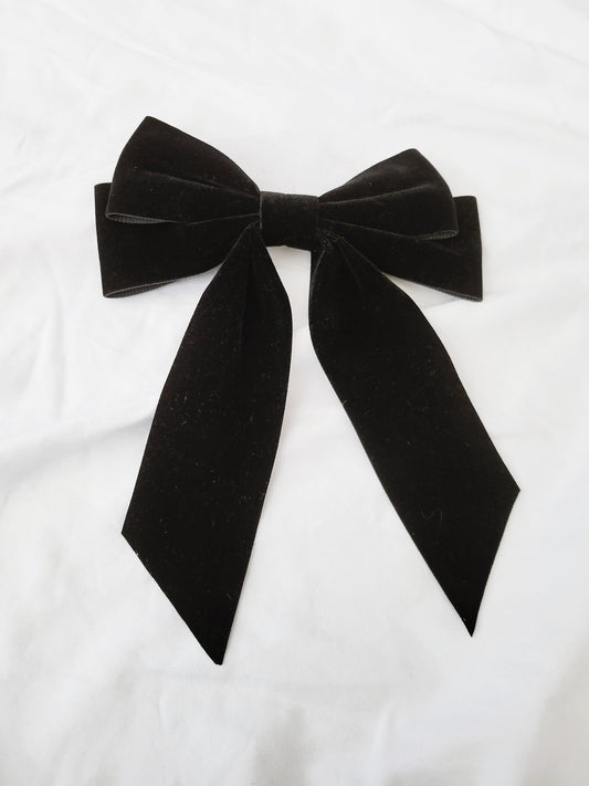 VELVET RIBBON HAIR BOW