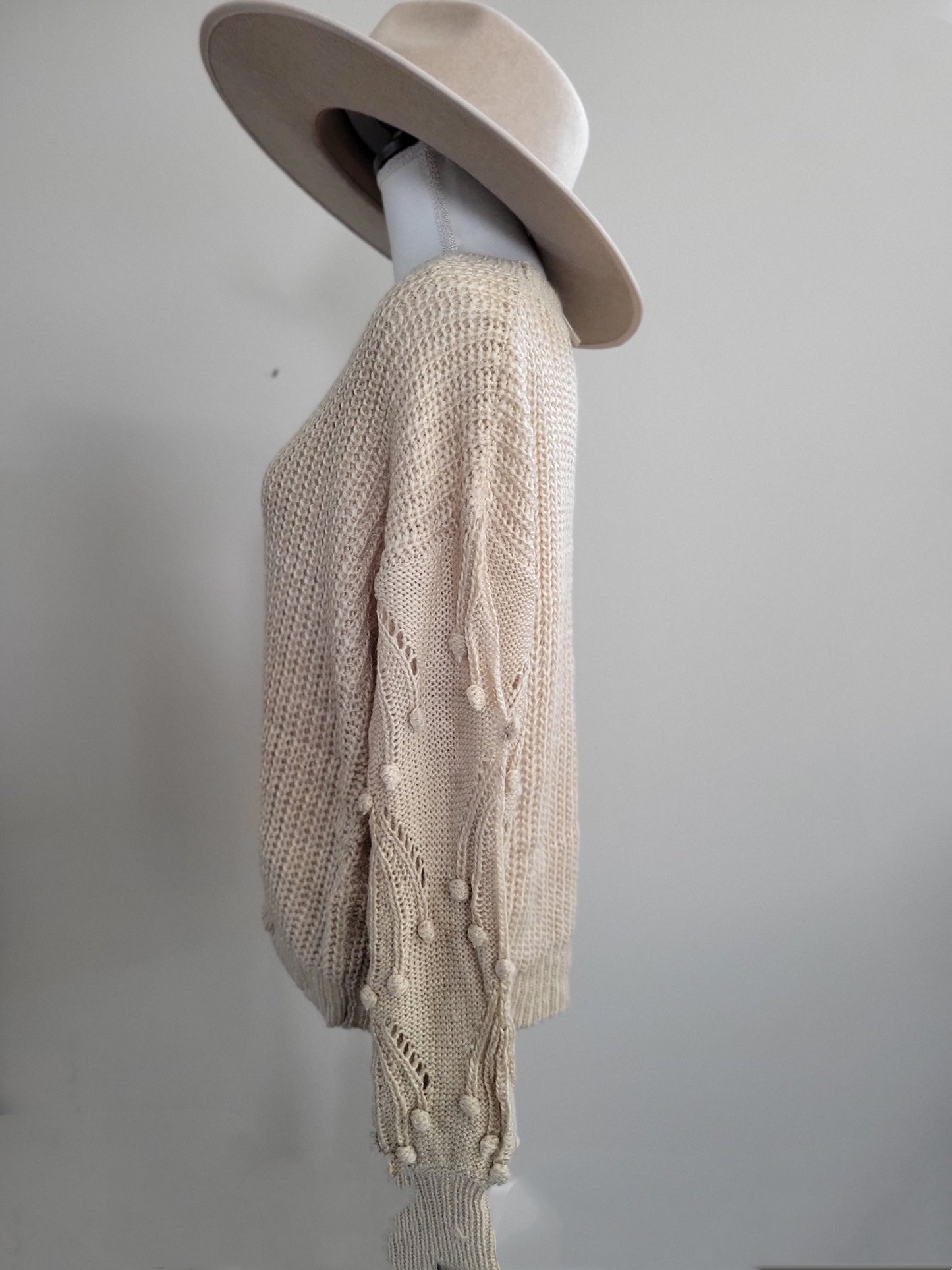 CREAM KNITTED OVERSIZED SWEATER WITH POM DETAIL