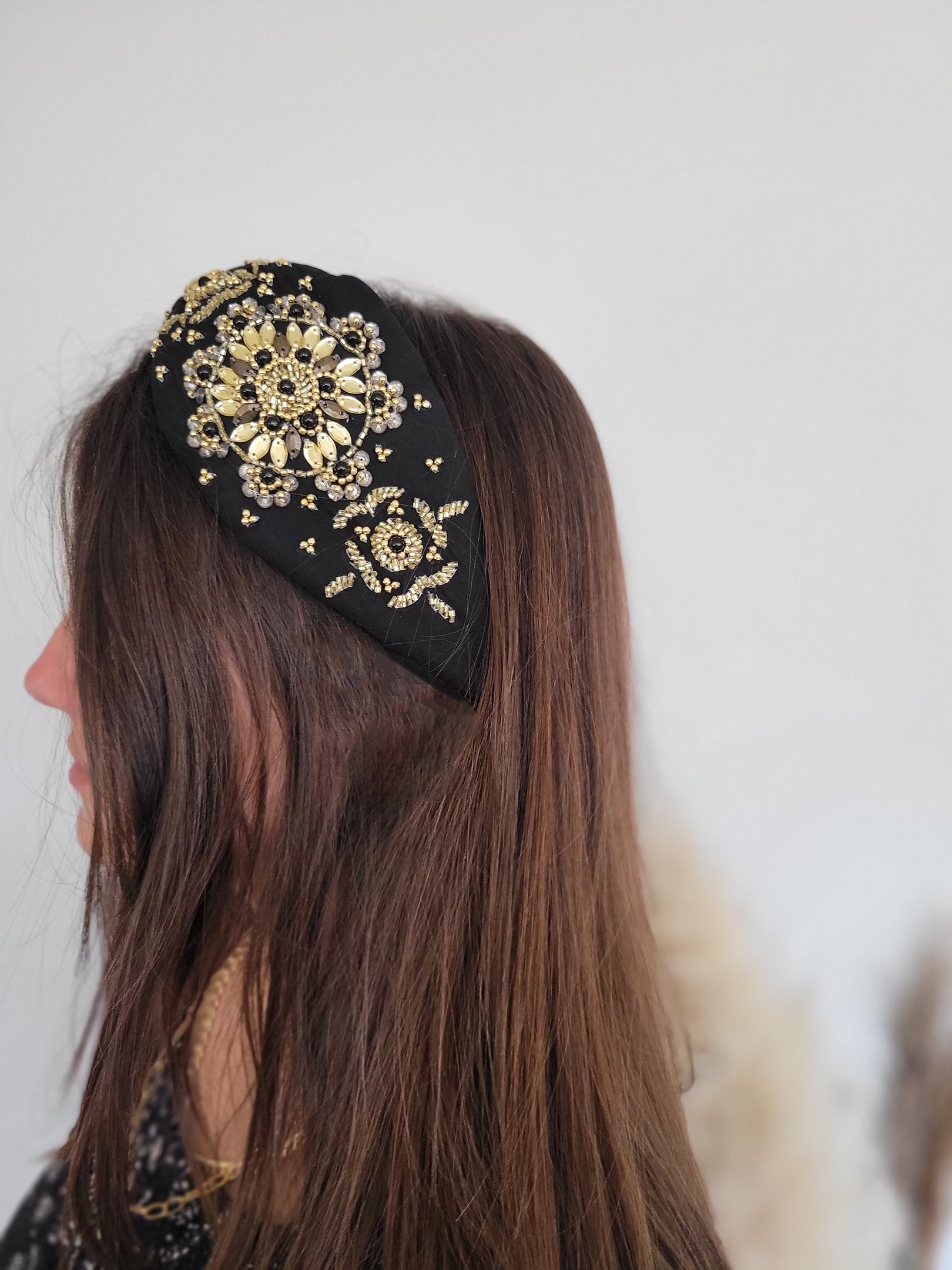 Bead and Sequin Detail Head Band-Black