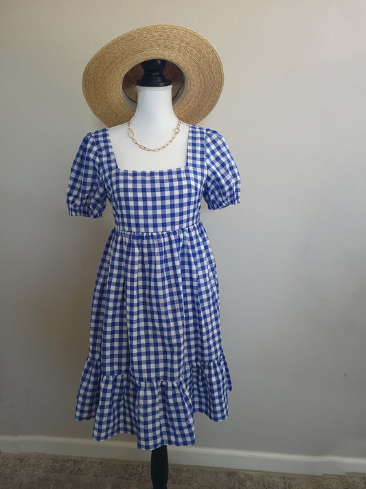 GINGHAM PRINT SQUARE NECK DRESS