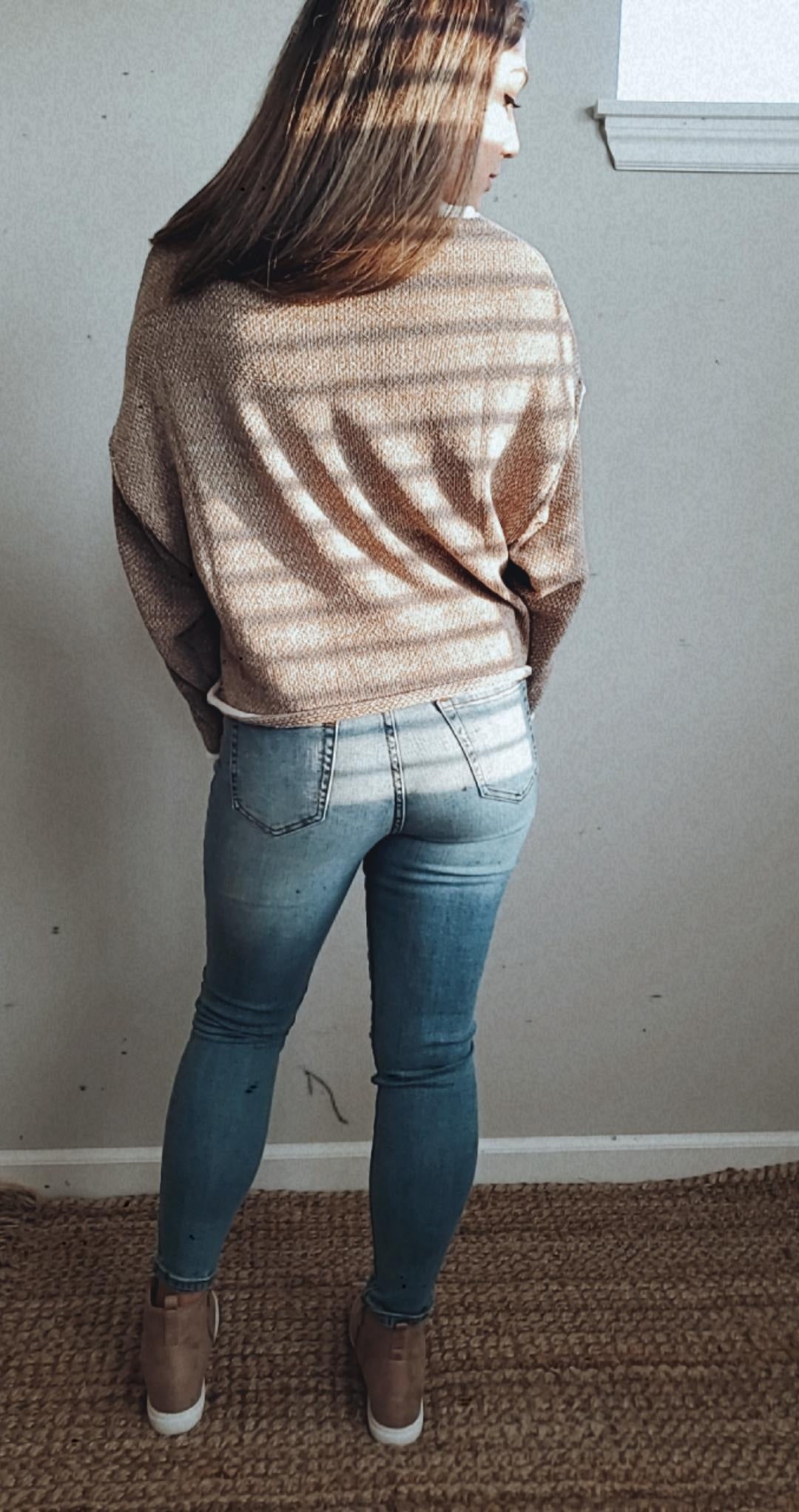 Long Sleeve Two Tone Knit Boxy Fit Crop Sweater Top