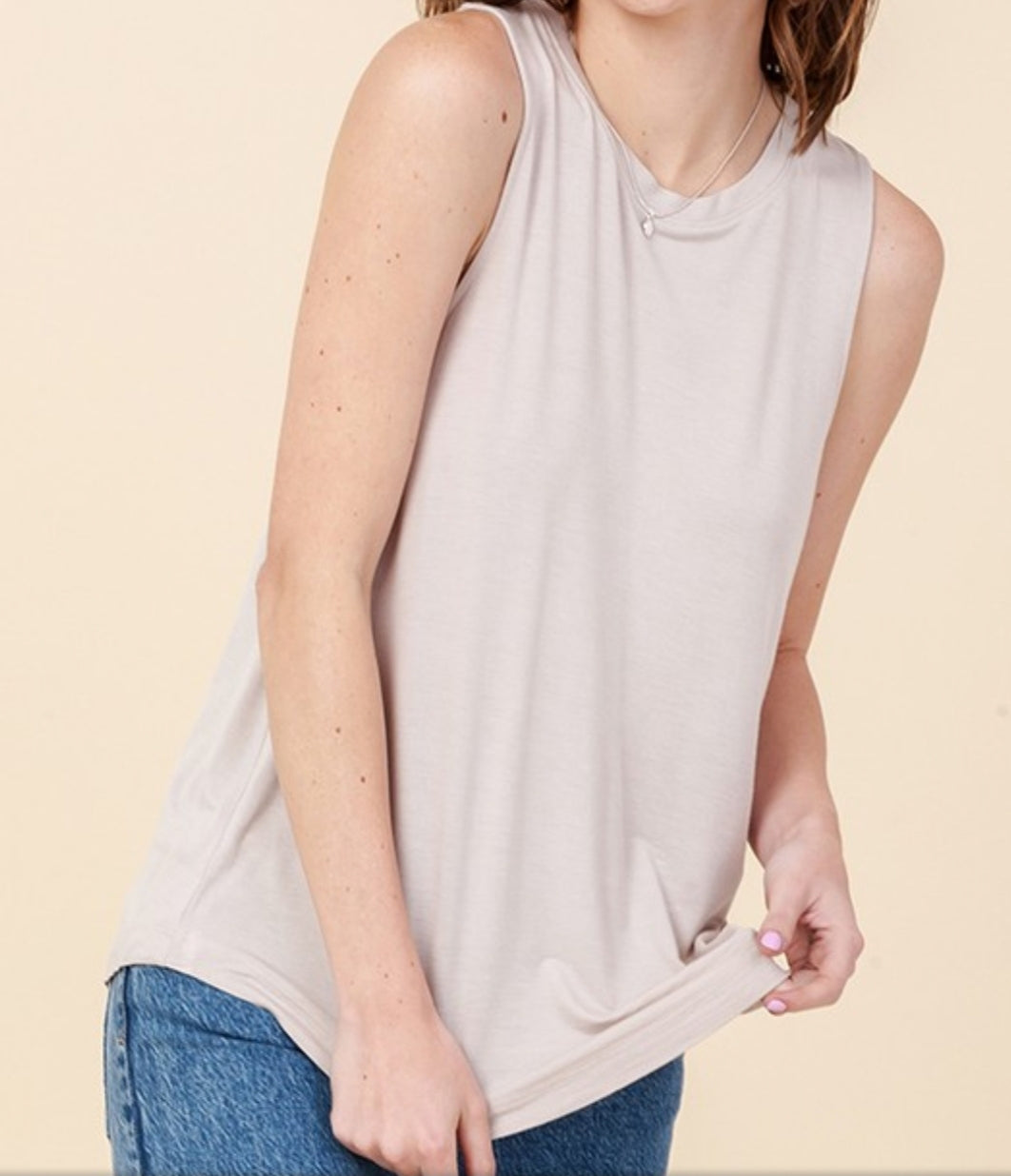 Swing Crew Neck Tank Top-Moth Grey